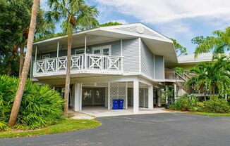 Beautifully renovated 3-bedroom, 2-bathroom home in North Fort Myers