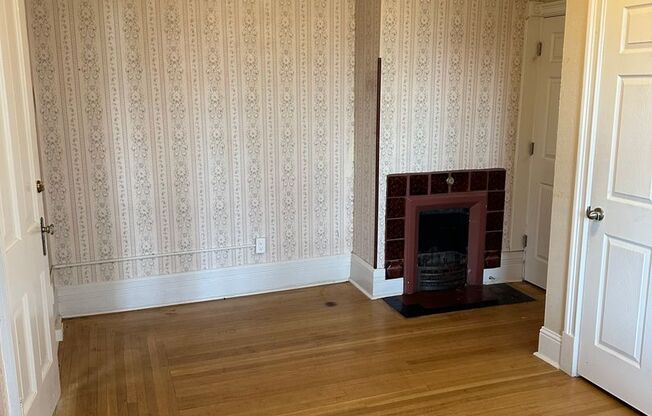 1 bed, 1 bath, 495 sqft, $1,270, Unit 202