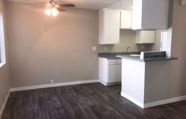 2 beds, 1 bath, 772 sqft, $2,450, Unit 37