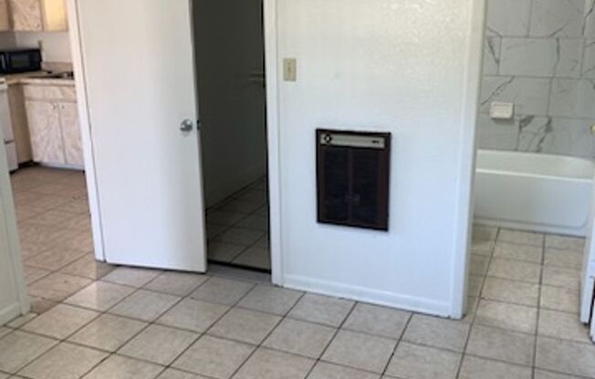 Charming 1BR/1BA in Quiet Community