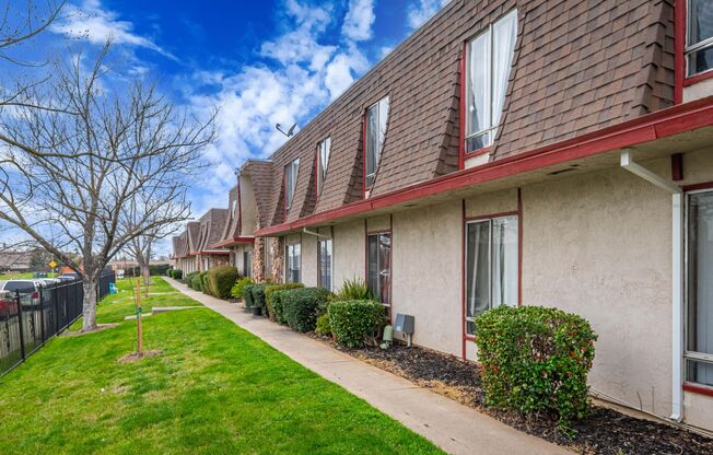 COBBLESTONE APARTMENTS