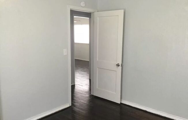 Great 4 Bed 1 Bath Home SW OKC!  $985 Per Month!