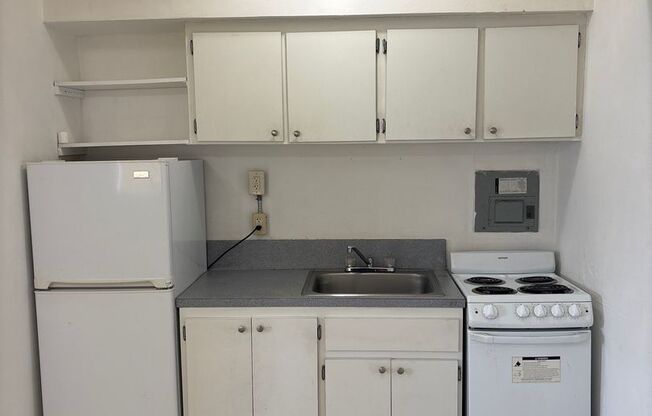 Studio in Central Location near MIA Airport!
