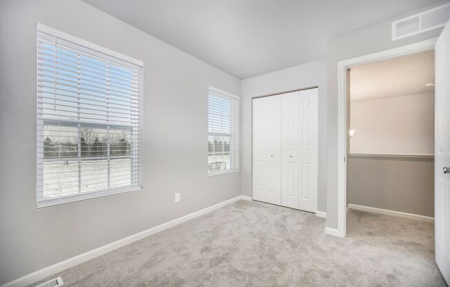 4 beds, 2.5 baths, $2,495