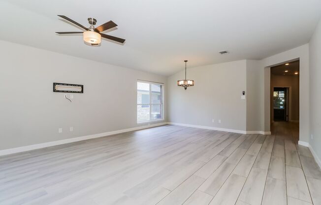 Amazing home ready to move in!