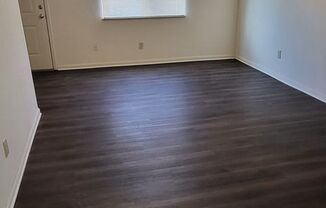 1 bed, 1.5 baths, 1,000 sqft, $995, Unit 5270