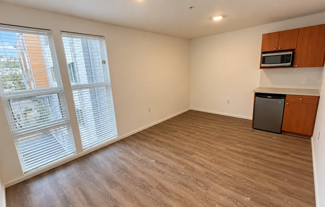 Studio, 1 bath, 190 sqft, $1,450, Unit 3416