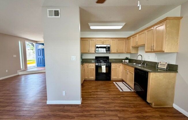 2 beds, 1.5 baths, 1,058 sqft, $3,010, Unit 2M02