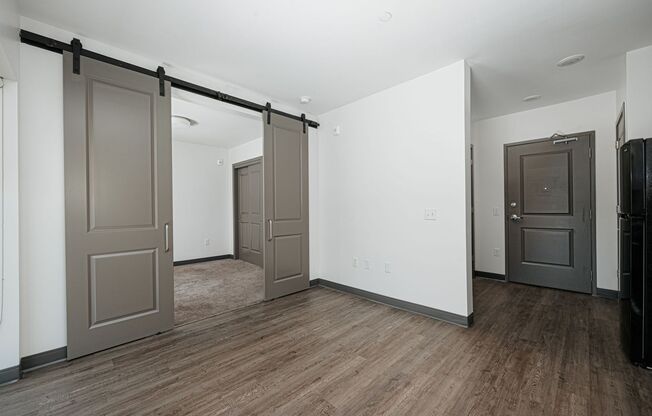 1 bed, 1 bath, 403 sqft, $1,125, Unit 824