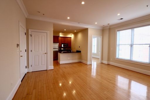 2 beds, 2 baths, 878 sqft, $3,995, Unit 208