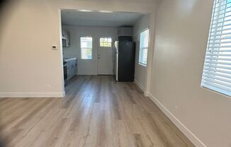 2 beds, 1 bath, $2,500, Unit 1074