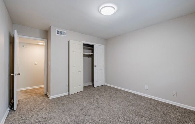 2 beds, 1.5 baths, 976 sqft, $1,400, Unit 2006-19