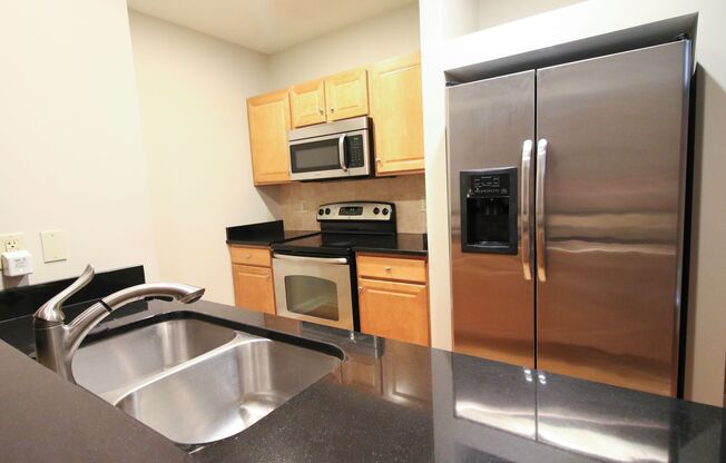 1 bed, 1 bath, 1,000 sqft, $1,600, Unit Unit 101