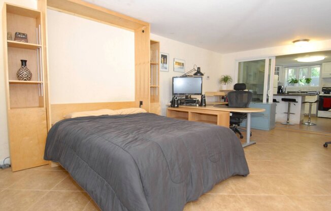 16 Micieli Pl # 1