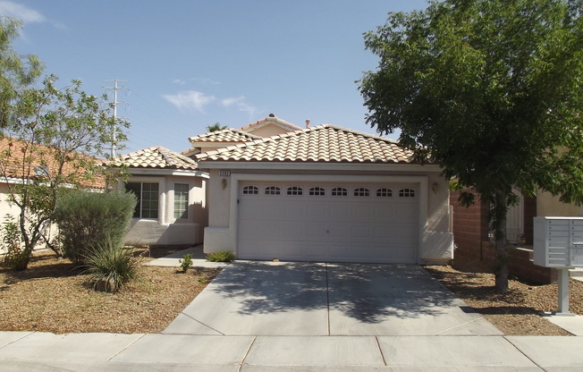 3 beds, 2 baths, $2,100