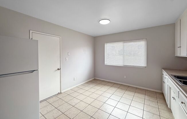Georgia St (835-837)