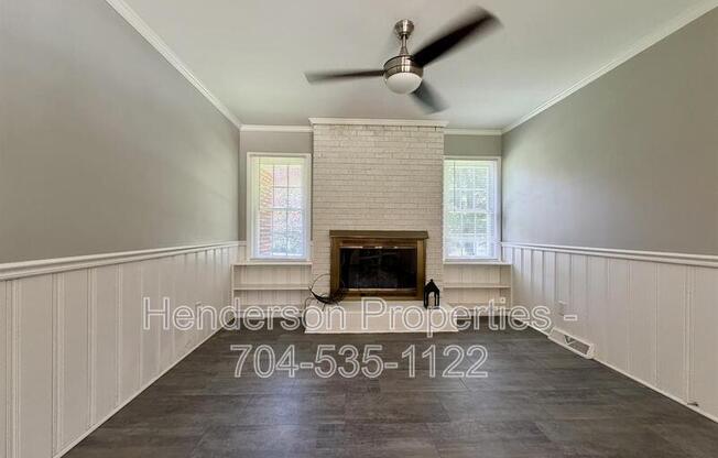 6801 WOODLAND CRES