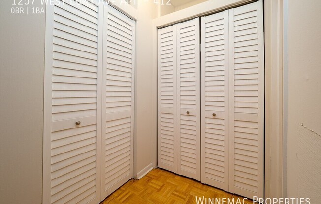 1257 W Lunt Ave 402