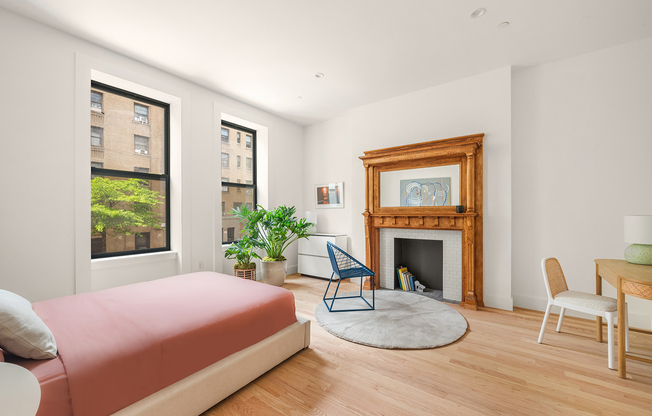 114 EDGECOMBE AVE