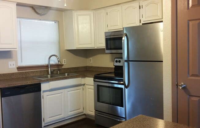 2 beds, 1 bath, $1,450