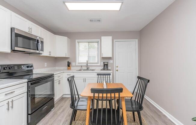 Community Amenities | Mirabeau Apartments in Huntsville, AL