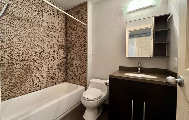 2 beds, 2 baths, $3,495