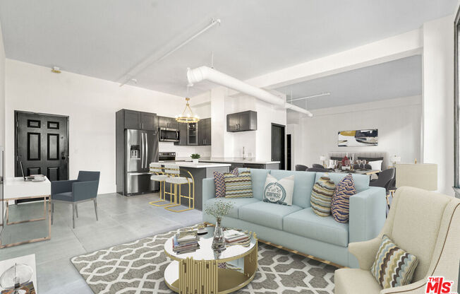 1 bed, 1 bath, 730 sqft, $2,200, Unit 215