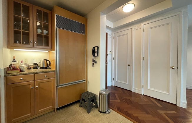 1 bed, 1 bath, 644 sqft, $4,200, Unit 12E