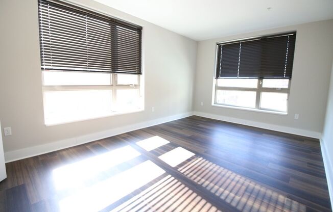 1 bed, 1 bath, 534 sqft, $1,895, Unit APT 421