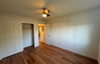 2 beds, 1 bath, $2,600, Unit 02