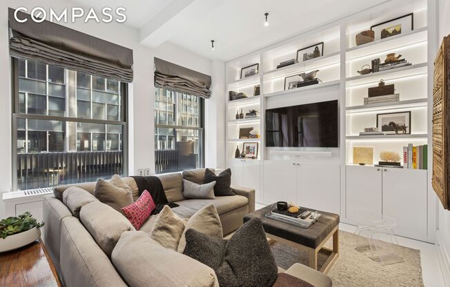31 E 28 ST