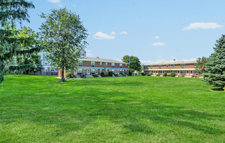 Marlton Colonial Apartments