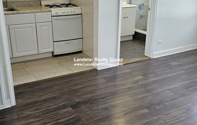 3420 W IRVING PARK RD