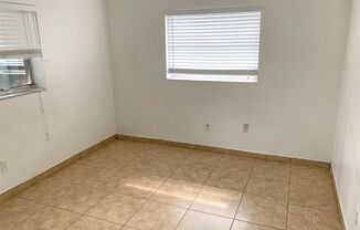 1 bed, 1 bath, 600 sqft, $1,425, Unit 15