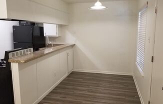 1 bed, 1 bath, 500 sqft, $989, Unit 127