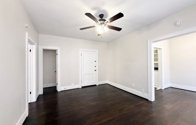 1 bed, 1 bath, $1,135, Unit B2602