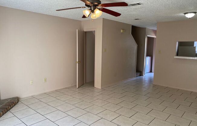 2 beds, 2 baths, $1,025