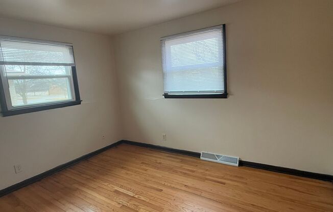 JNF 7017 N. Teutonia Ave.