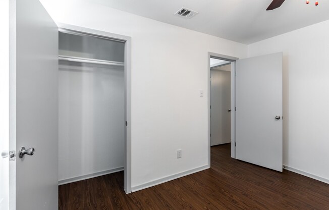 2 beds, 2 baths, $1,749, Unit 1901B