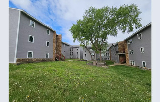 2 beds, 1 bath, 800 sqft, $1,175, Unit Apt 103