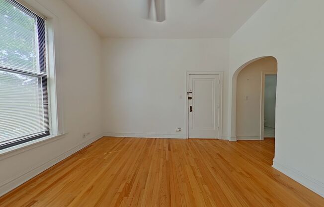 859 Oakdale/2915-19 Mildred