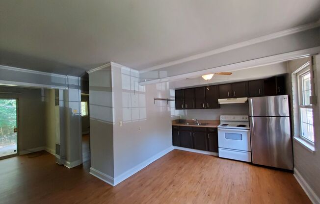 1 bed, 1 bath, 607 sqft, $1,195