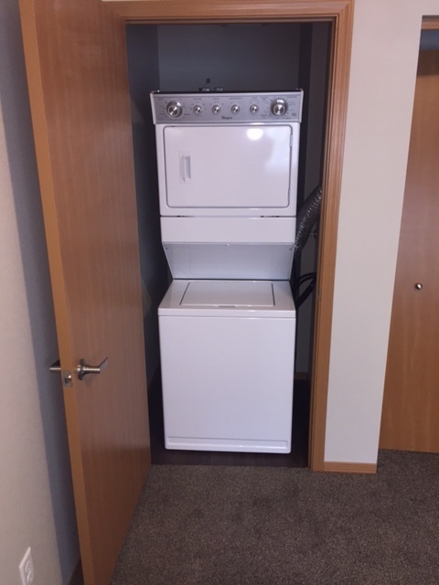 1 bed, 1 bath, 672 sqft, $1,275, Unit 2206