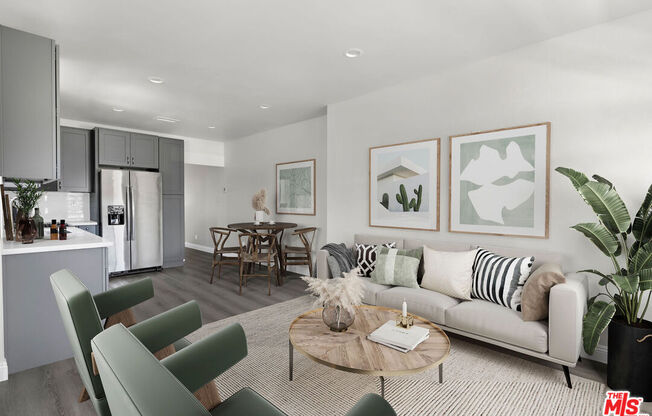 1509 W 50 ST