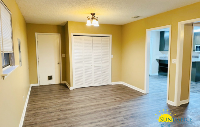 Beautiful 3 Bedroom Home In Mary Esther!