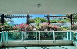 3131 Michelson Dr Unit 303