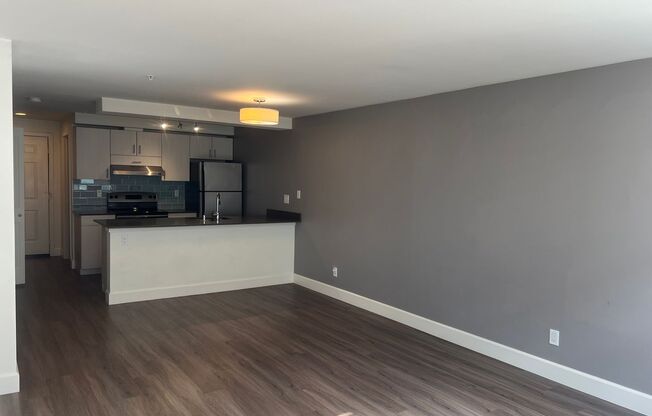 1 bed, 1 bath, 655 sqft, $1,845, Unit Unit 504