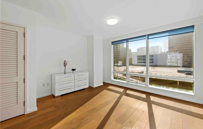 Studio, 1 bath, 519 sqft, $2,400, Unit 517