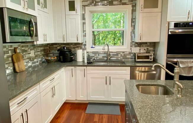 Gated Fairfield Harbour Home + Utilities + Wi-Fi Included