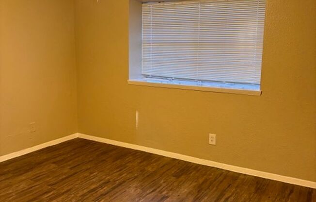 2 beds, 1 bath, 853 sqft, $1,425, Unit 649